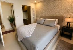 Parkfront Luxury Apt w/ Terrace BBQ & Gym - Image 4