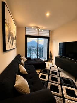 Parque Fundidora Apt: Terrace, BBQ, Gym & Wi-Fi - Image 3