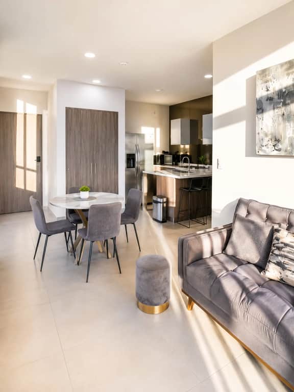 Parkfront Apartment w/Gym & BBQ Near Fundidora - Image 3