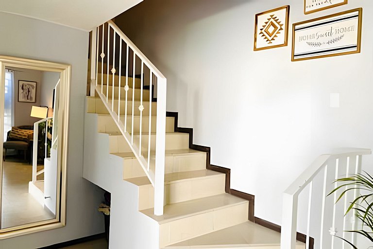 Casa Exclusiva / 10PAX / 8 camas/ Wi-Fi  / Parking