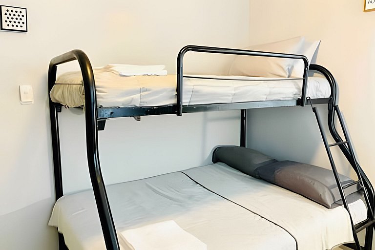 Casa Exclusiva / 10PAX / 8 camas/ Wi-Fi  / Parking