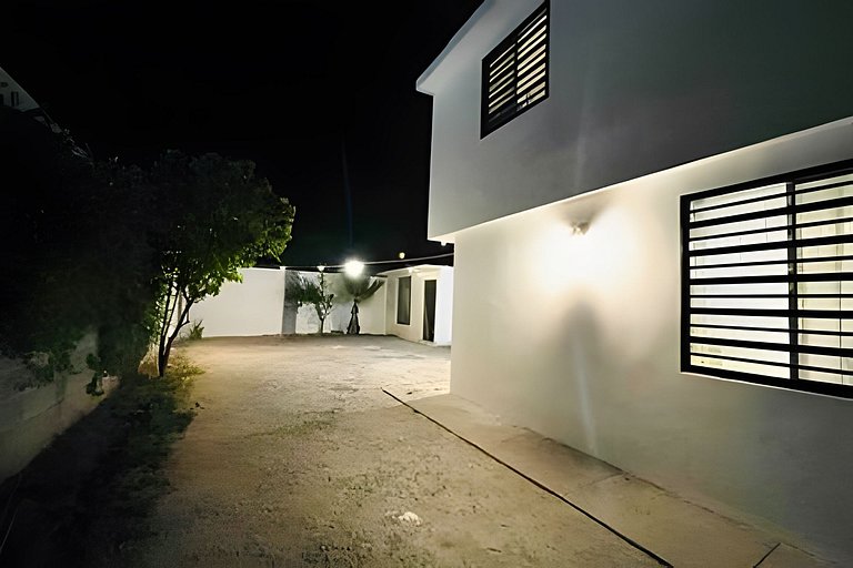Casa Exclusiva / 10PAX / 8 camas/ Wi-Fi  / Parking
