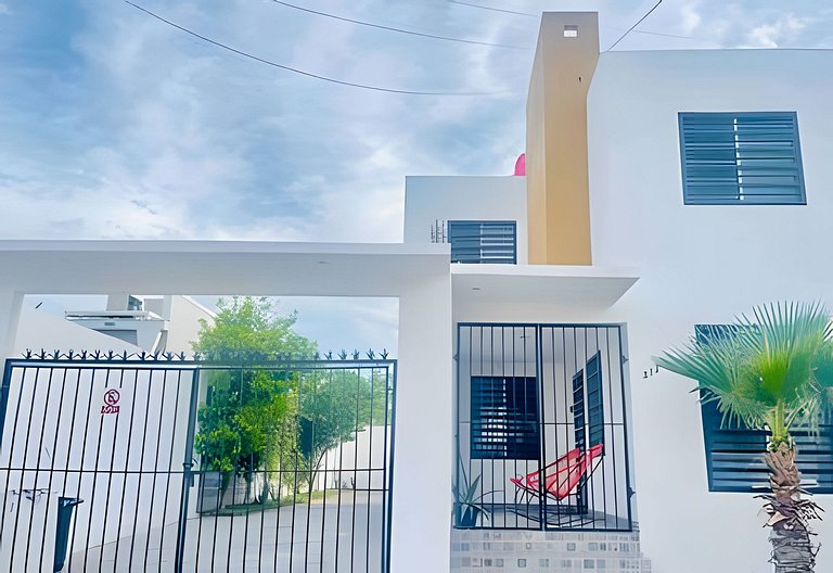Casa Exclusiva / 10PAX / 8 camas/ Wi-Fi  / Parking