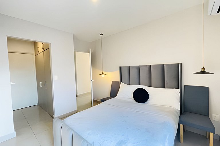 1408-Hermoso Depto Para Grupos/7px, Frente Arena Mty