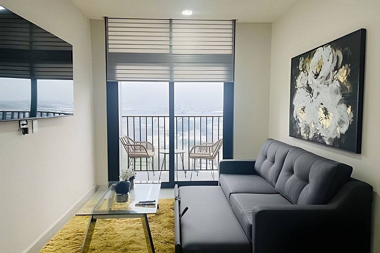 Hermoso Apto nuevo, BBQ, AC, Arena Mty, 2BR