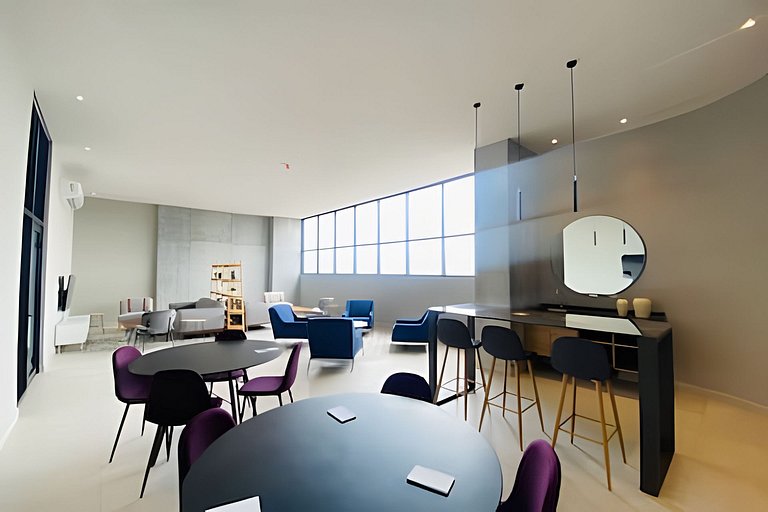 Hermoso Apto nuevo, BBQ, AC, Arena Mty, 2BR