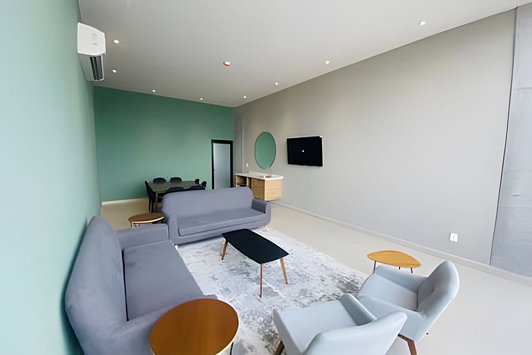 Hermoso Apto nuevo, BBQ, AC, Arena Mty, 2BR