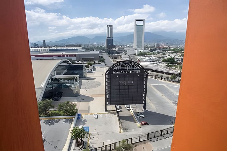 Hermoso Apto nuevo, BBQ, AC, Arena Mty, 2BR