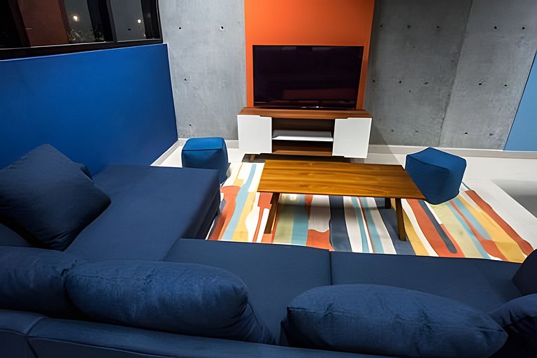 Hermoso Apto nuevo, BBQ, AC, Arena Mty, 2BR