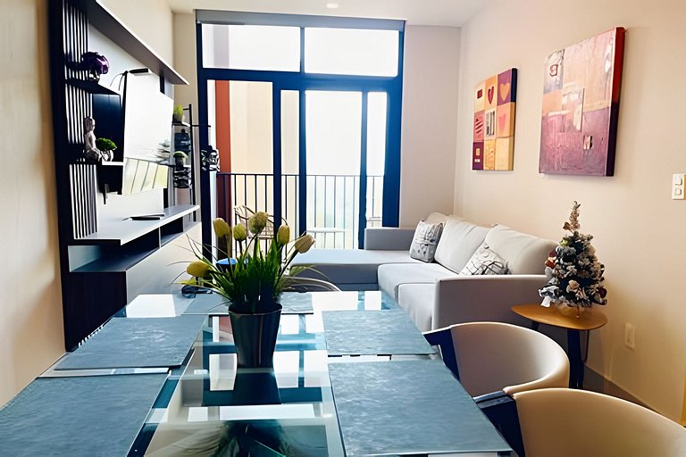 Lujoso Apt/Frente Arena Mty/Terraza/Parking/6Pax