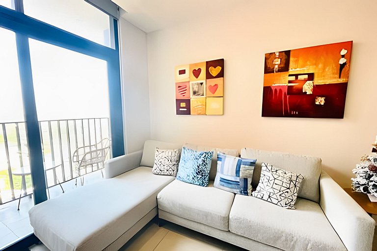 Lujoso Apt/Frente Arena Mty/Terraza/Parking/6Pax