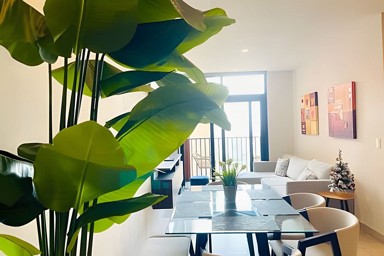 Lujoso Apt/Frente Arena Mty/Terraza/Parking/6Pax