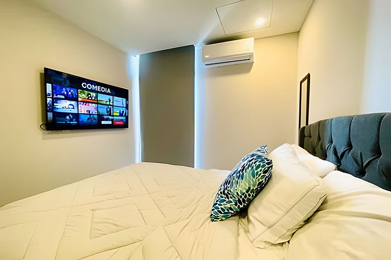Lujoso Apt/Frente Arena Mty/Terraza/Parking/6Pax