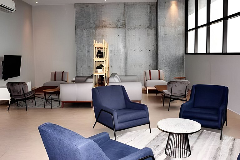 Lujoso Apt/Frente Arena Mty/Terraza/Parking/6Pax