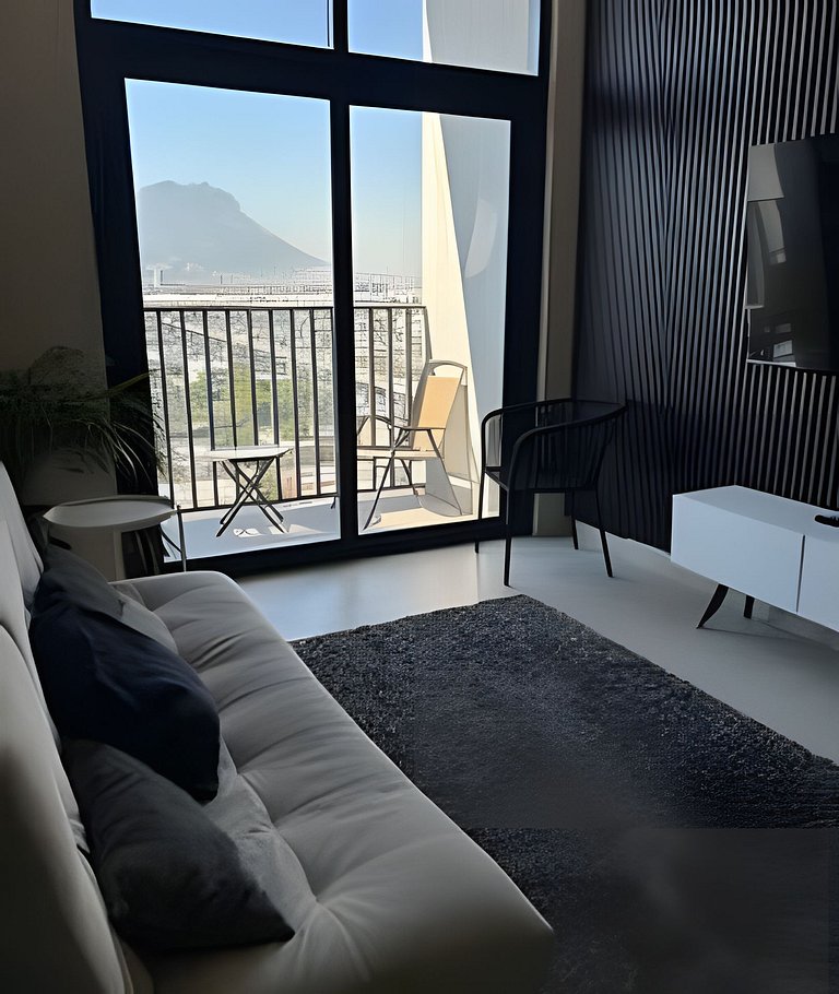 1414- Departamento a un paso de fundidora/6 px