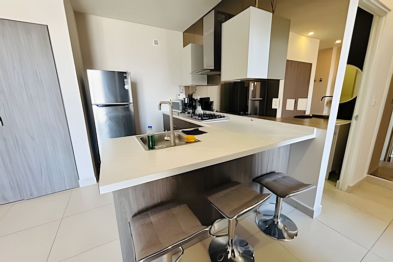 1414- Departamento a un paso de fundidora/6 px