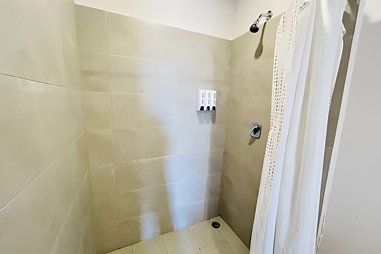 1414- Departamento a un paso de fundidora/6 px