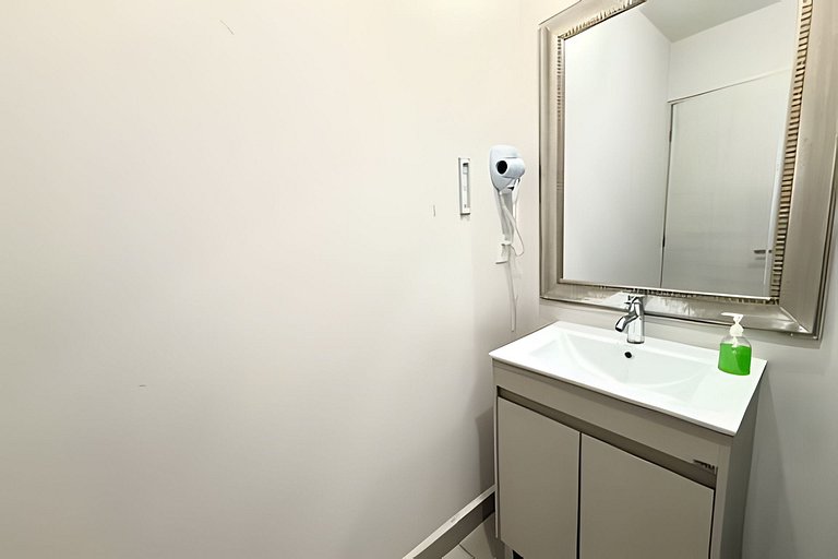 906 -Centrico alojamiento para grupos/10px/wifi/parking