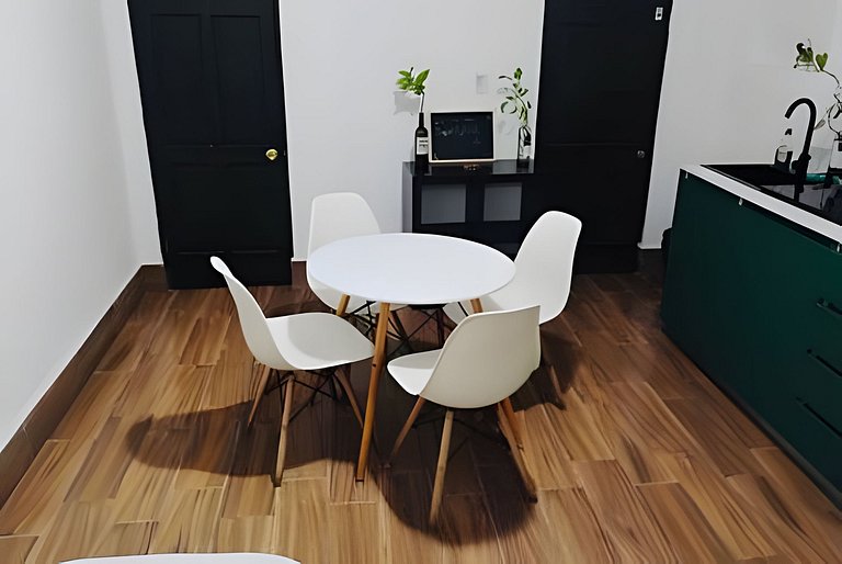 Depa en el cora de Mty a pasos de fundidora/8px/Ac