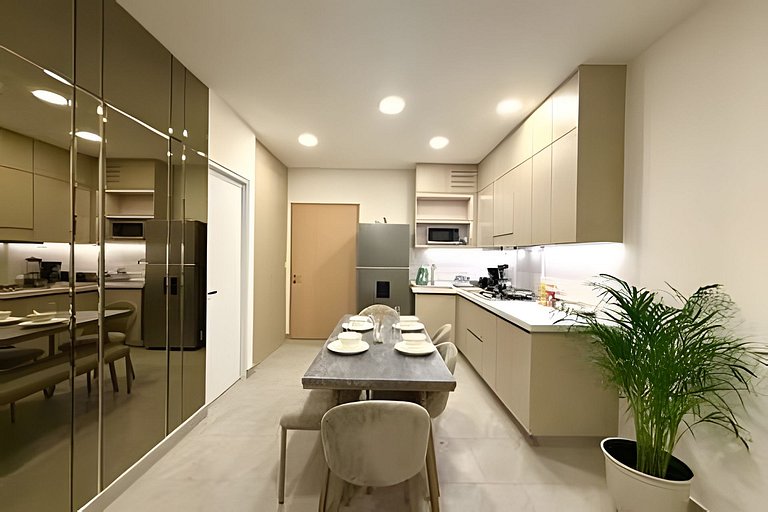 Lujo, vista y ubicación perfecta 2BR/5Px