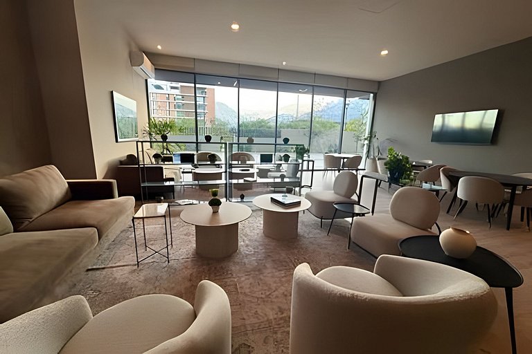 Lujo, vista y ubicación perfecta 2BR/5Px