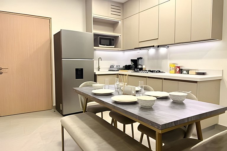 Lujo, vista y ubicación perfecta 2BR/5Px