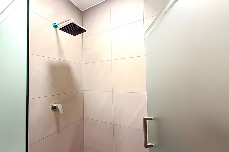 Lujo, vista y ubicación perfecta 2BR/5Px