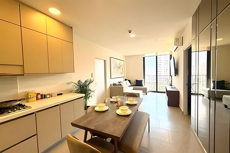 Lujo, vista y ubicación perfecta 2BR/5Px